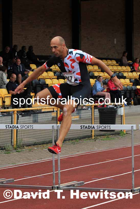 Hurdles, 2022 NEGP Monkton 5, Wednesday, July 20th. Photo: David T. Hewitson/Sports for All Pics